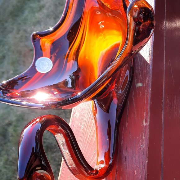 1960s Hand-Blown Sooner Glass Swan Vase - Picture 5 of 11